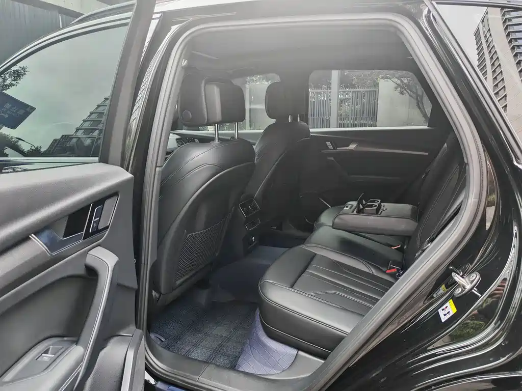 Audi Q5L — миниатюра 7