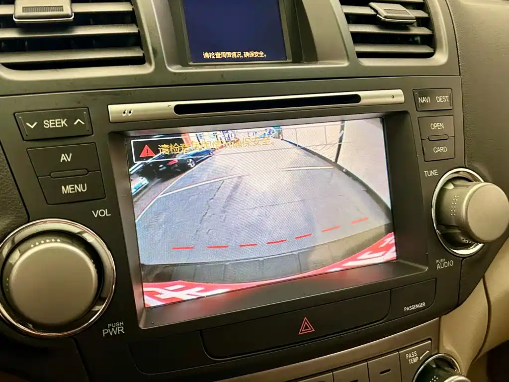 Toyota Highlander — миниатюра 11