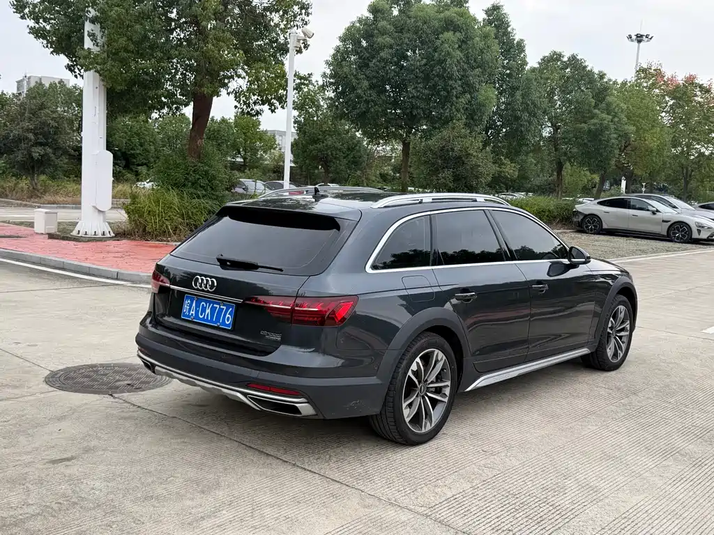 Audi A4 (Import) — миниатюра 8