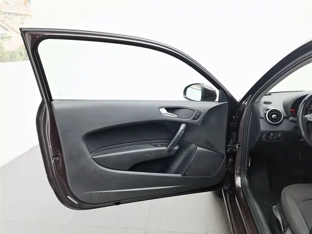 Audi A1 2014 30 TFSI Fashion