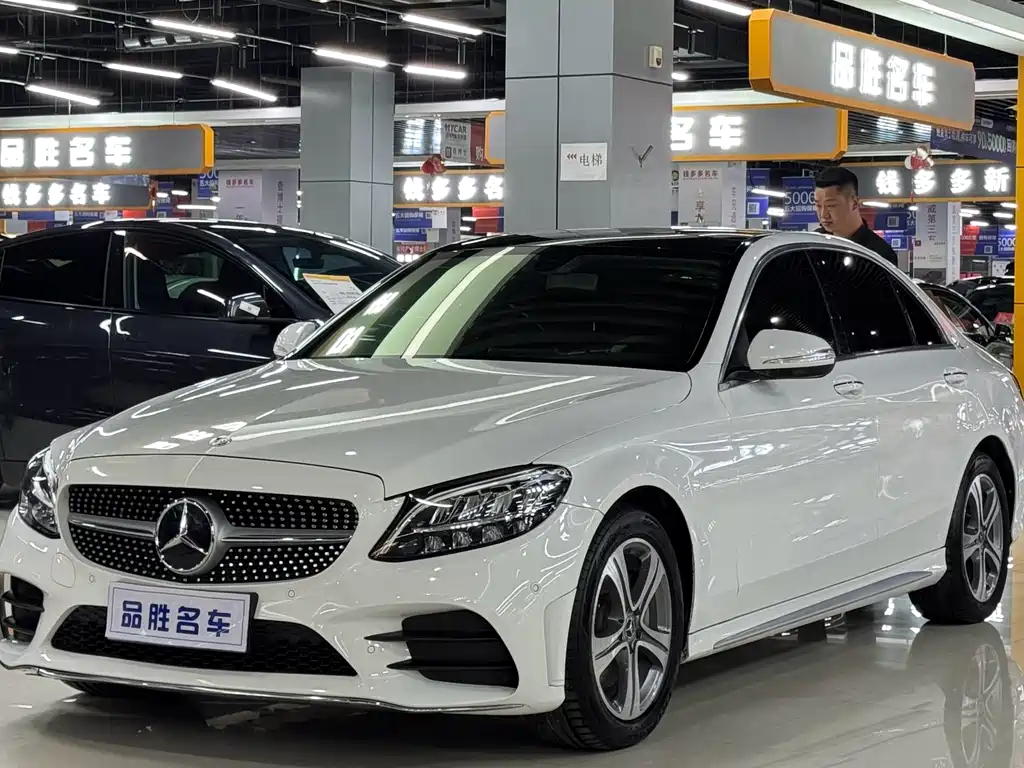 Mercedes-Benz C-Class 2019