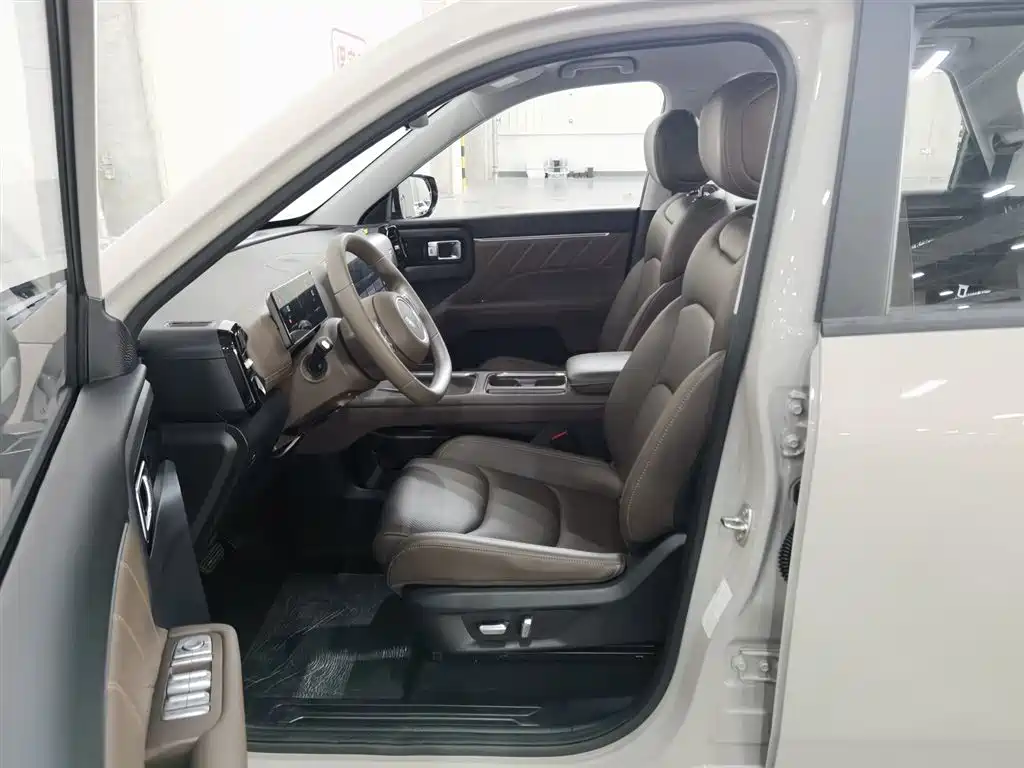 Wuling 560 2026 125km Luxury