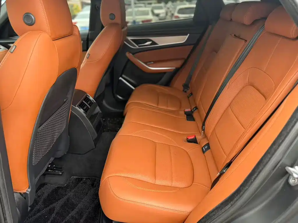 Jaguar F-PACE — миниатюра 5