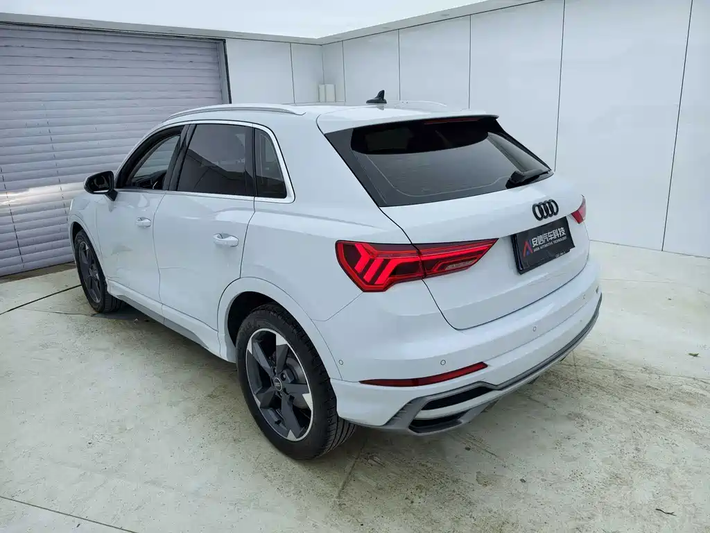 Audi Q3 — миниатюра 6