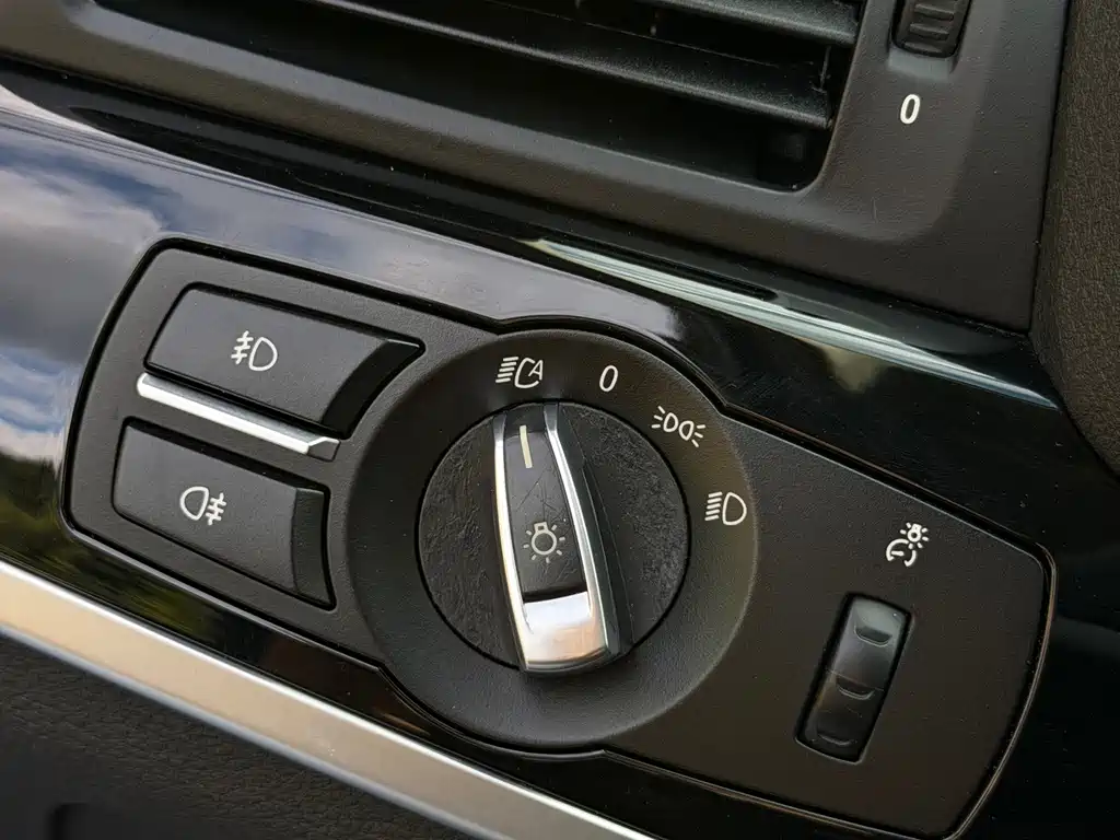 BMW X3 (Import) — миниатюра 12