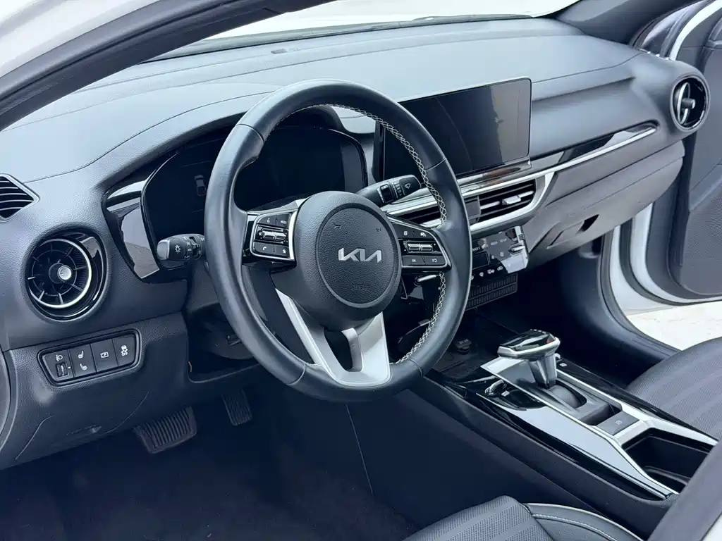 Kia K3 — миниатюра 7