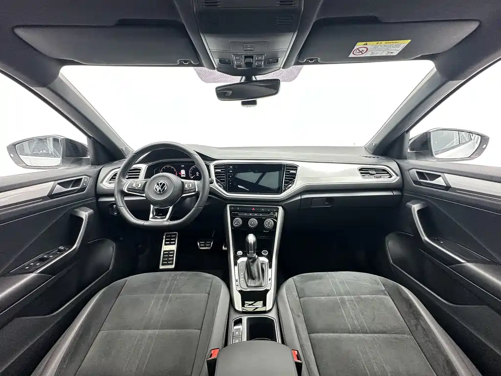 Volkswagen T-Roc — миниатюра 6