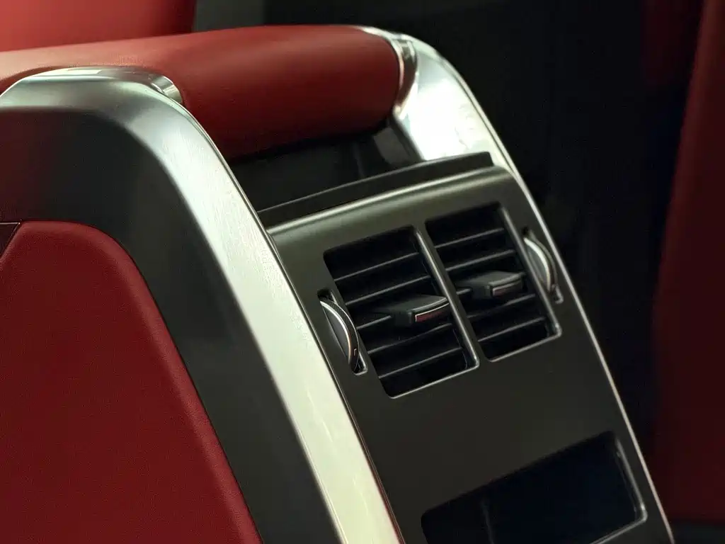 Land Rover Sport — миниатюра 14