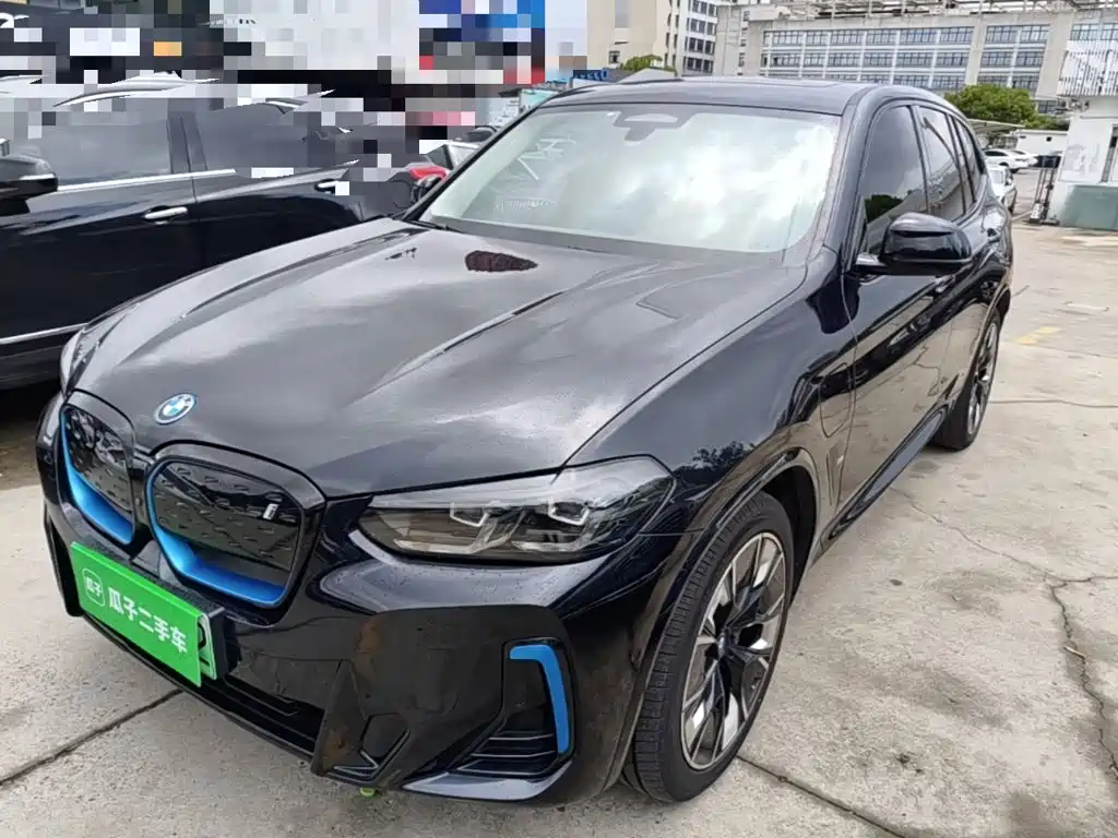 BMW iX3 2022 Create Leader Type