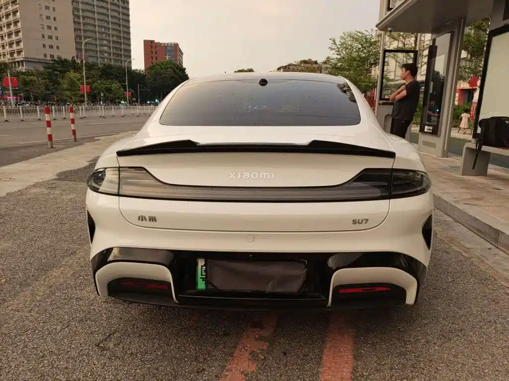 Xiaomi SU7 — миниатюра 7