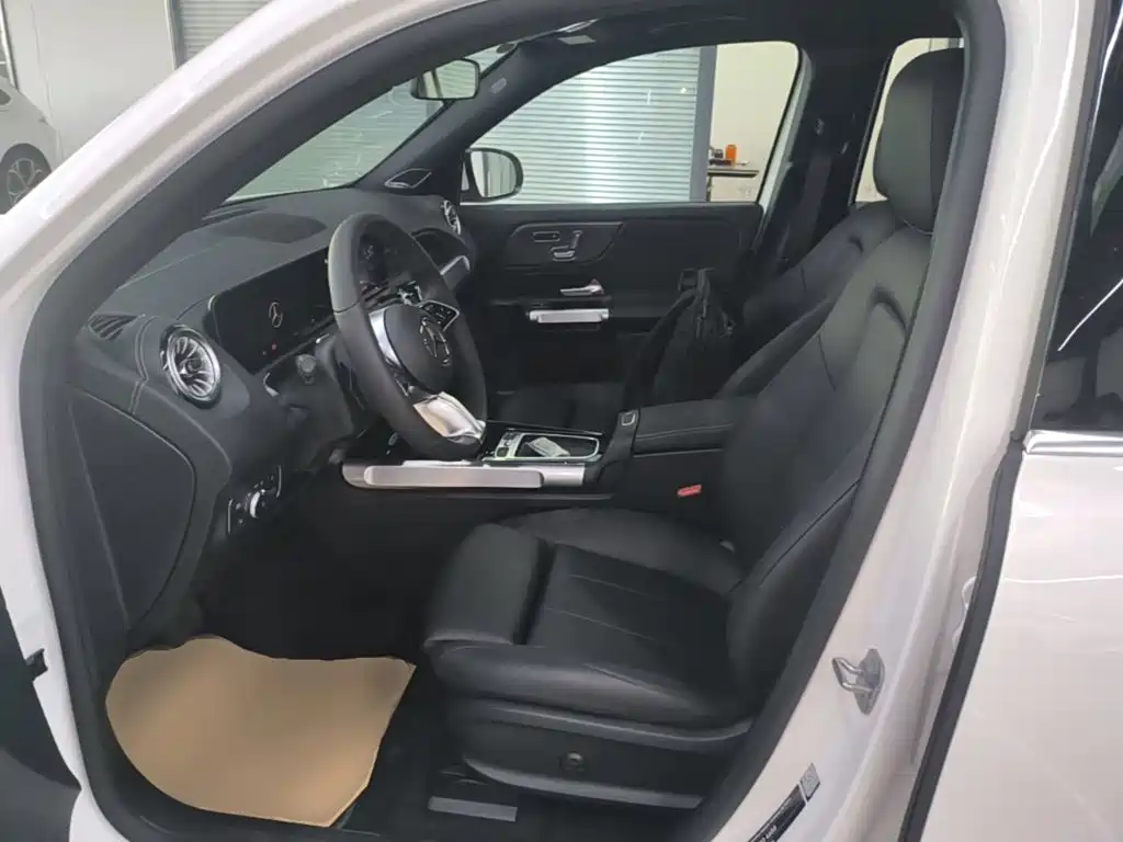 Mercedes-Benz EQB — миниатюра 15