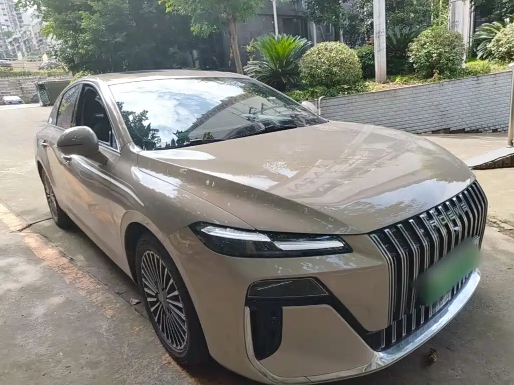 Roewe M7 DMH 2025 160km Premium