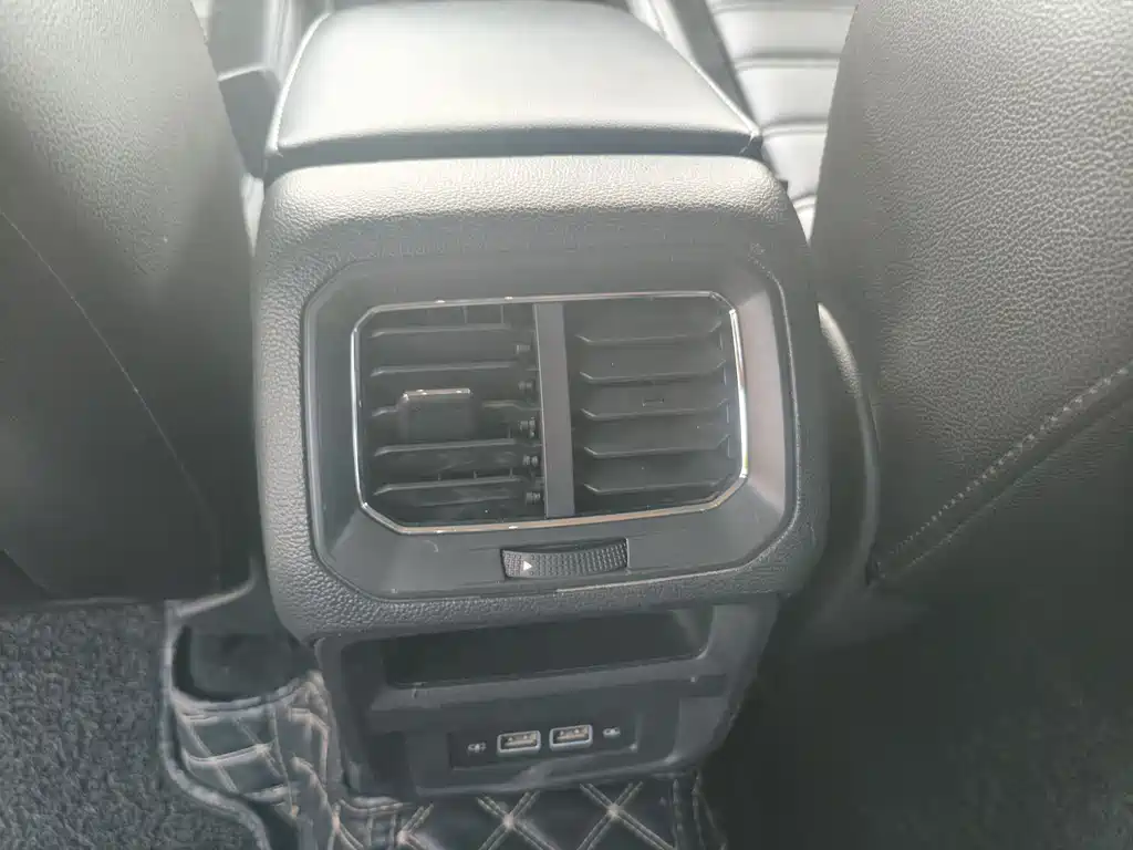 Volkswagen Tiguan L L 2018 330TSI AT