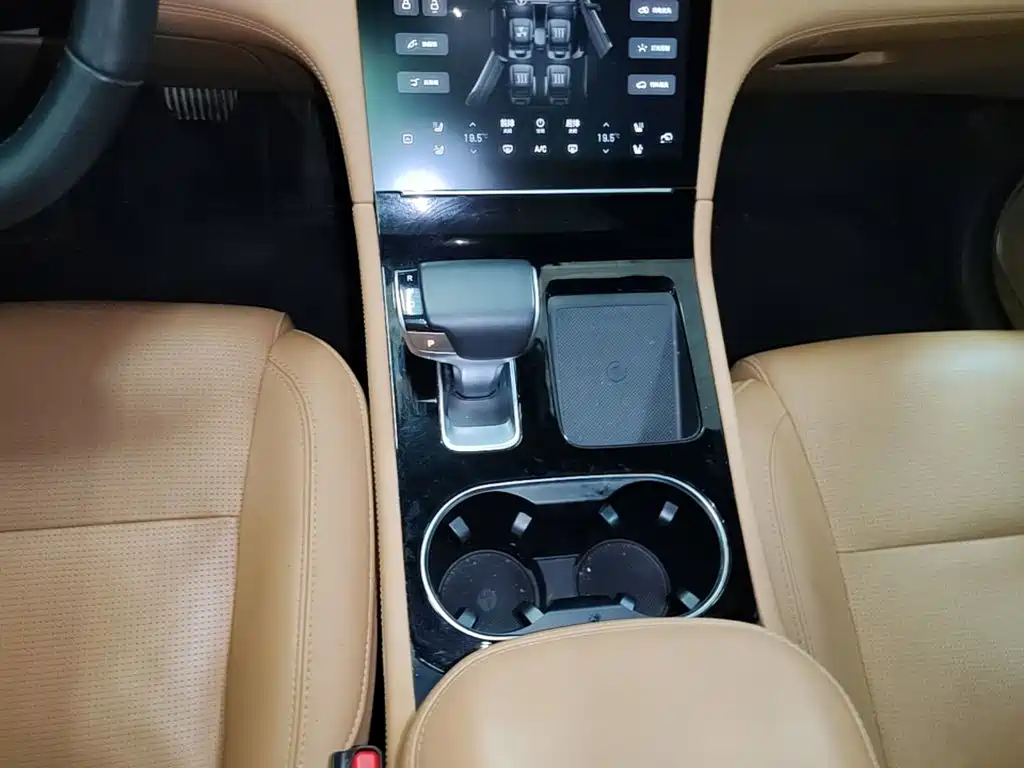 Li Auto Li ONE — миниатюра 14