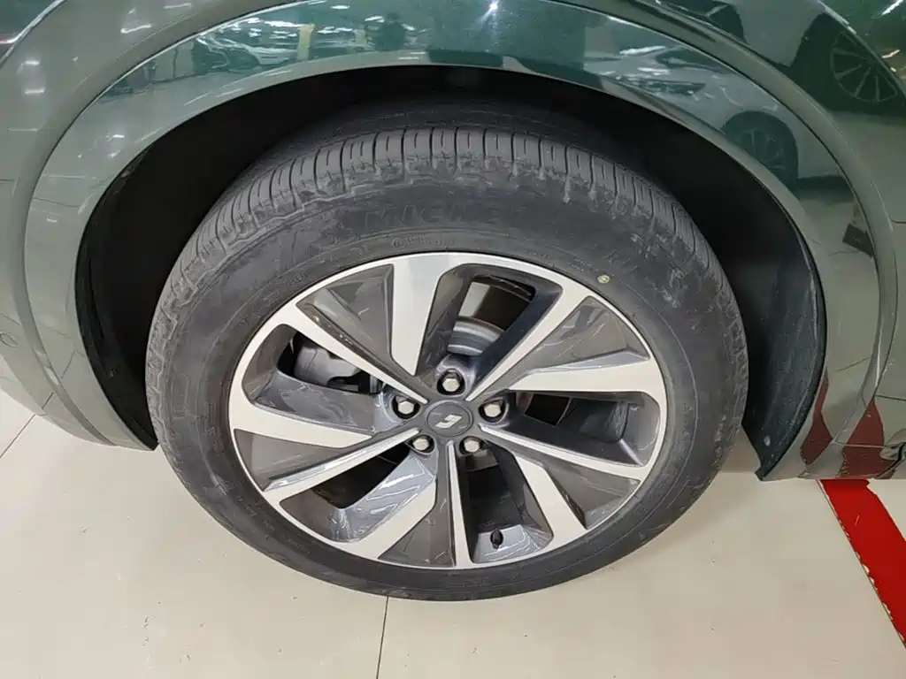 Li Auto Li ONE — миниатюра 23
