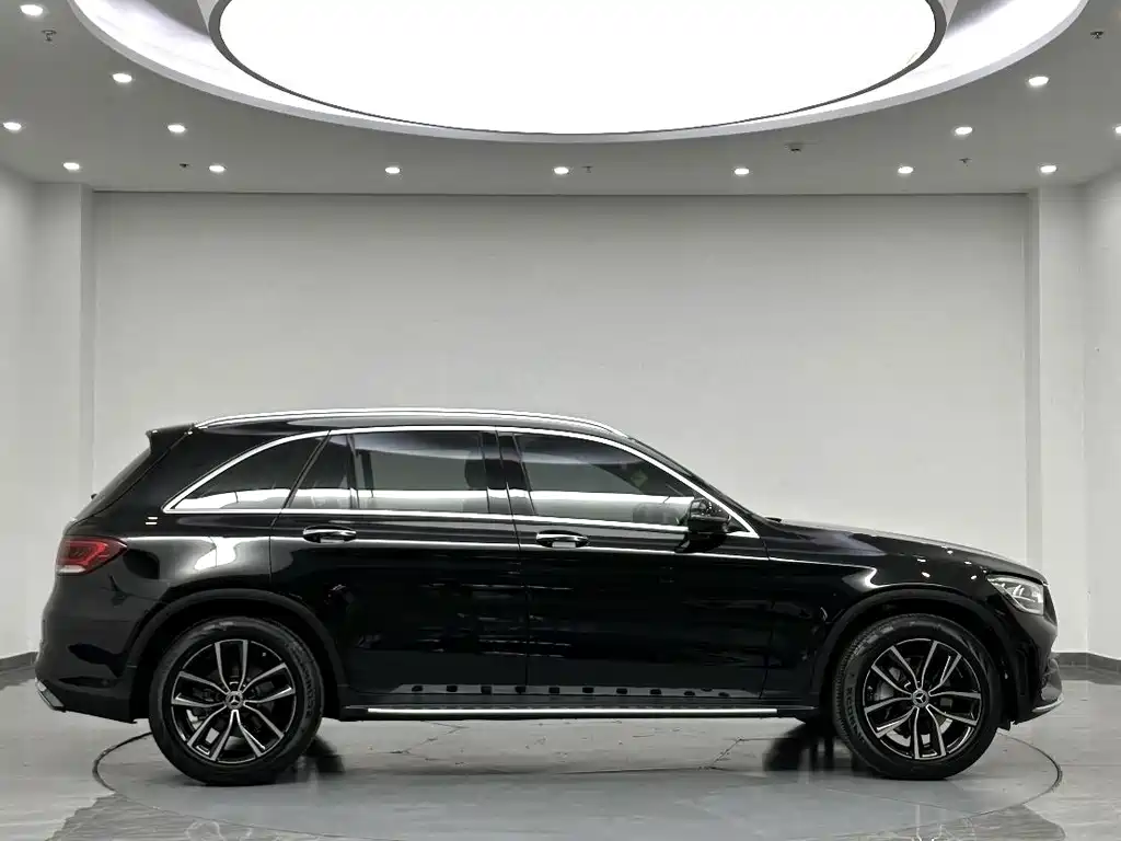 Mercedes-Benz GLC — миниатюра 2