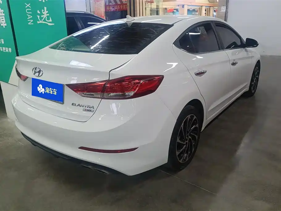 Hyundai Elantra 2019 1.4T DCT