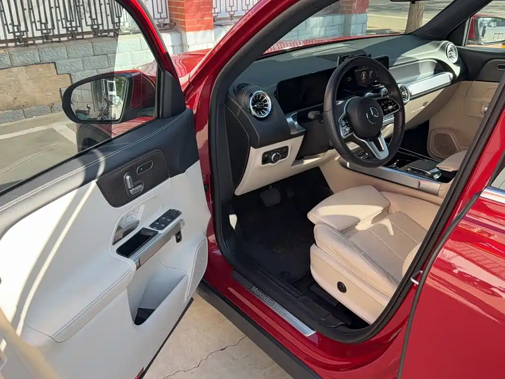 Mercedes-Benz EQB — миниатюра 13