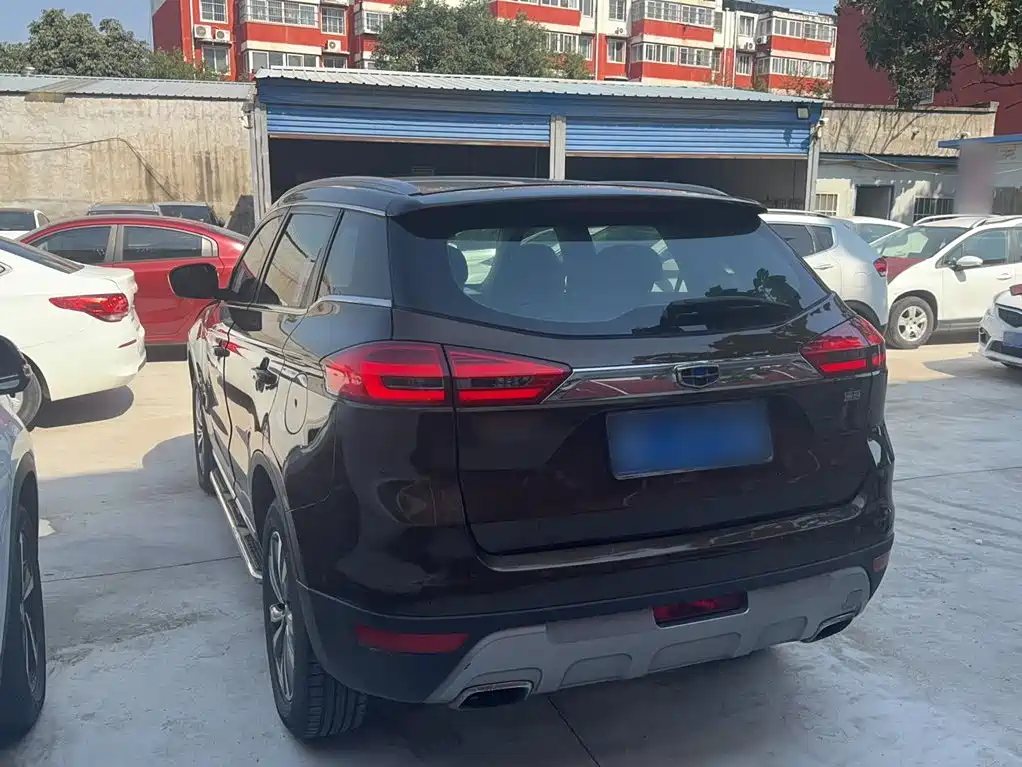 Geely Boyue — миниатюра 10