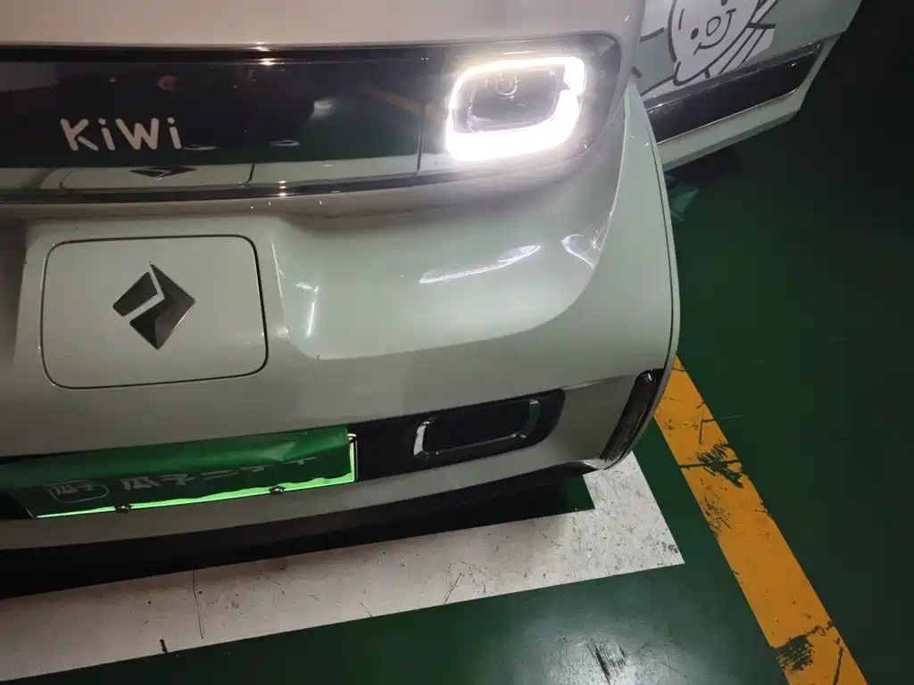 Baojun KiWi EV — миниатюра 22