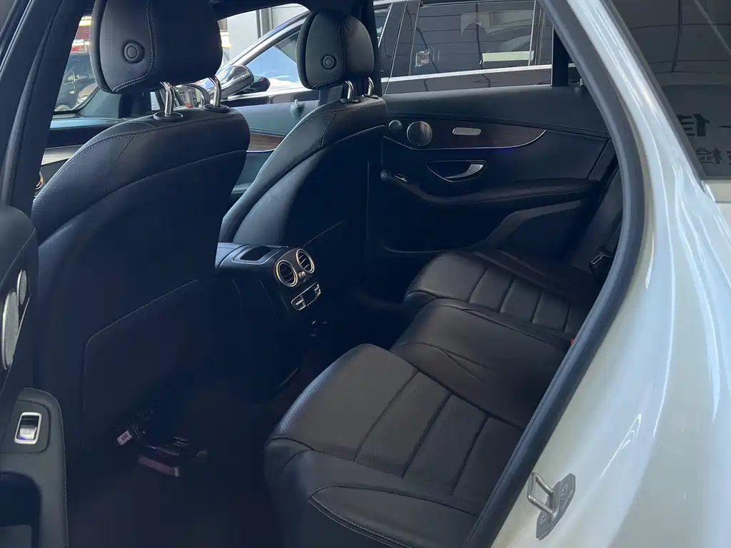 Mercedes-Benz GLC 2021 GLC 300 L 4MATIC