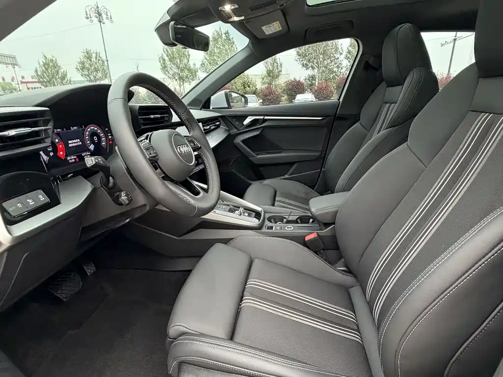 Audi A3 2023 Sportback 35 TFSI Fashion Sport
