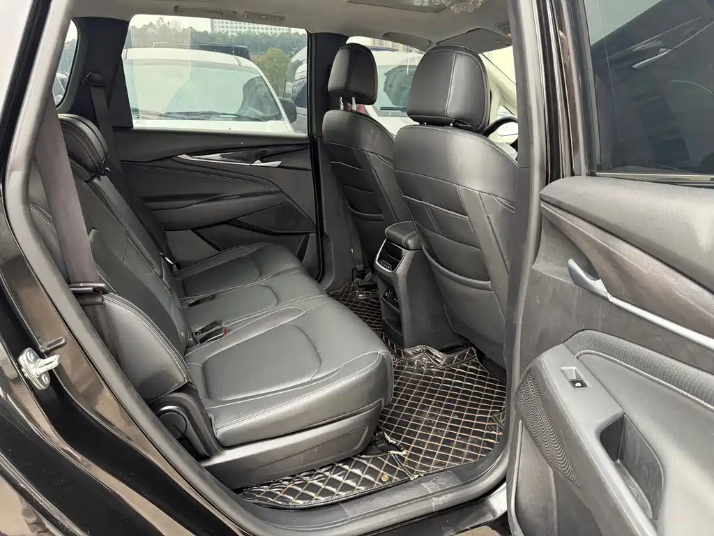 SAIC MAXUS CHASE G50