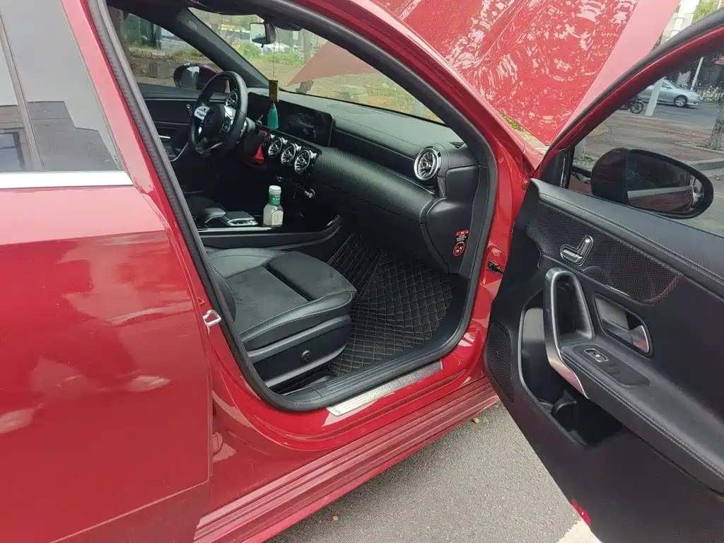 Mercedes-Benz A-Class — миниатюра 19