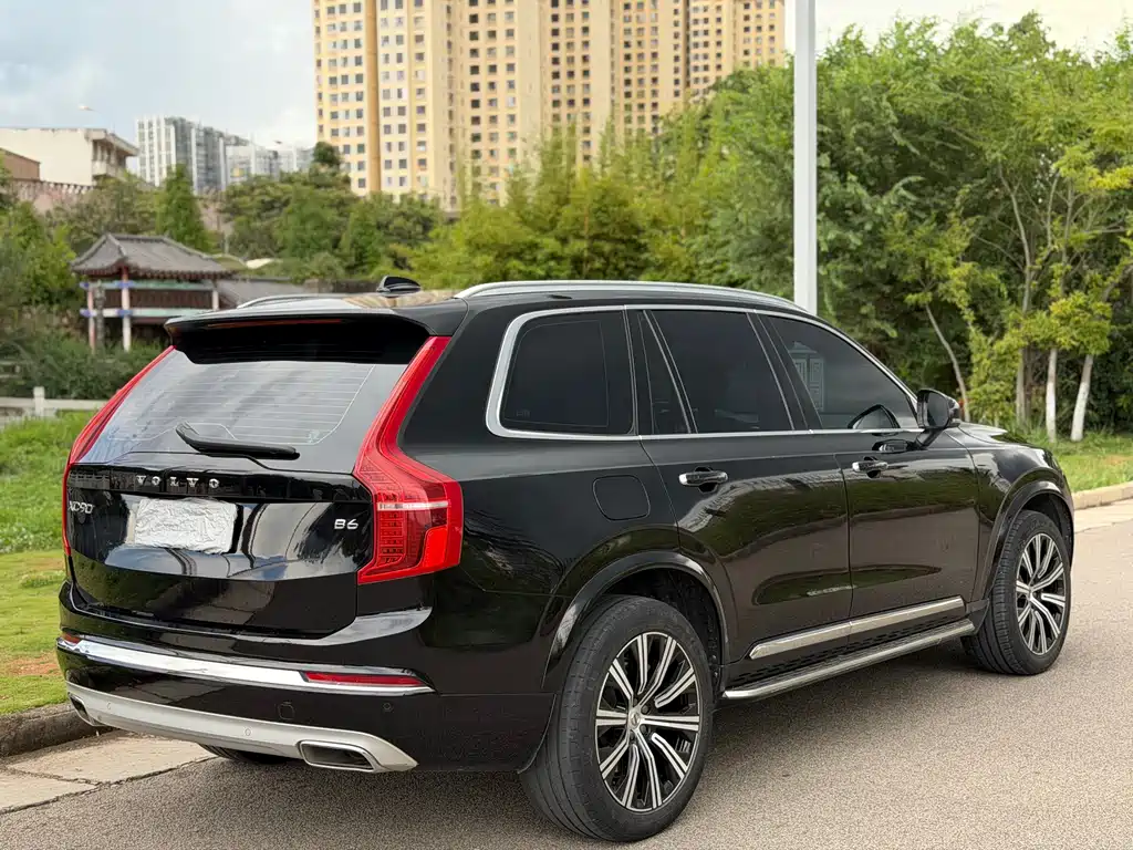 Volvo XC90 2021 B6 Luxury 7 мест