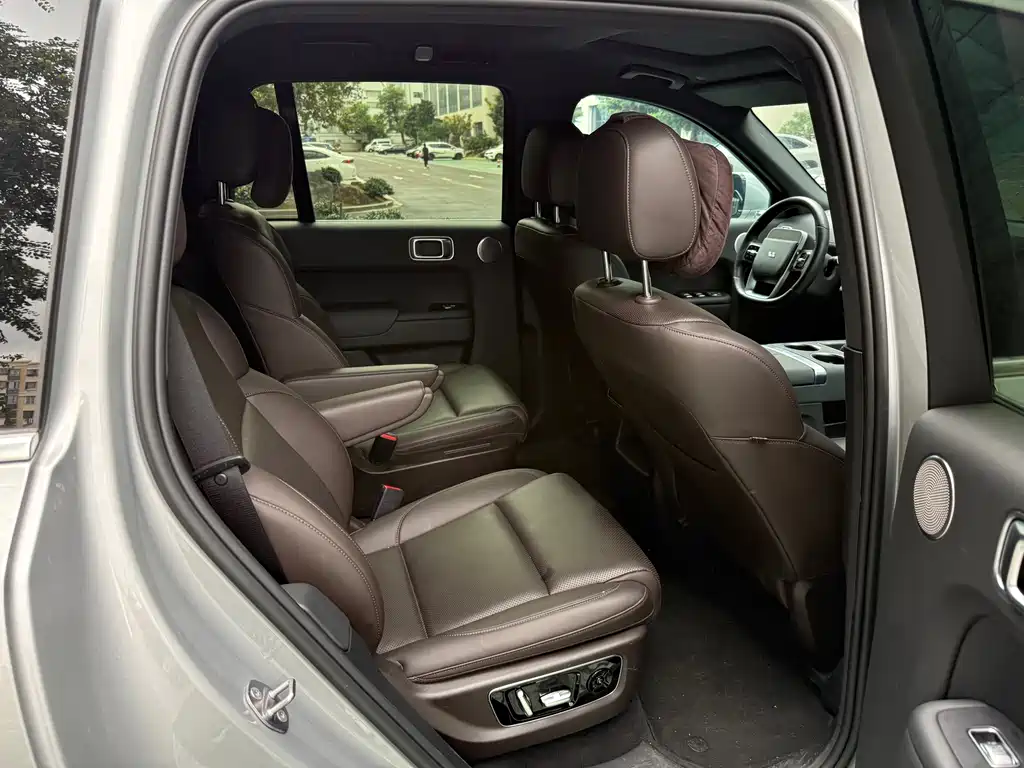 Li Auto Li L8 — миниатюра 12