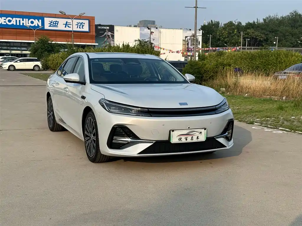 Geely Galaxy Galaxy A7 EM A7 EM 2025 EM-i 150km