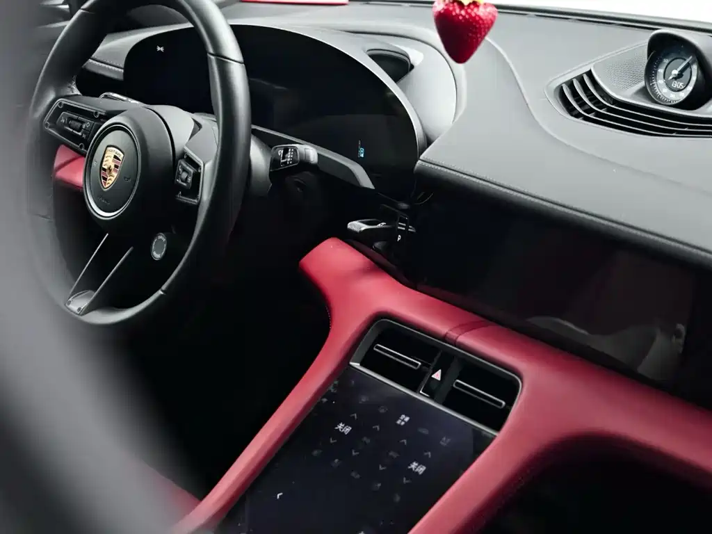 Porsche Taycan 2024 Taycan 4