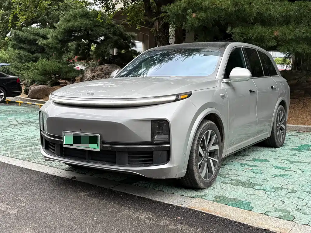 Li Auto Li L8