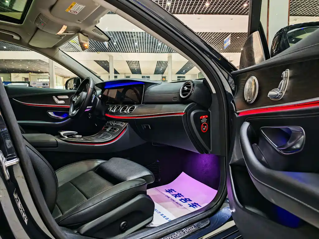 MERCEDES-BENZ E CLASS