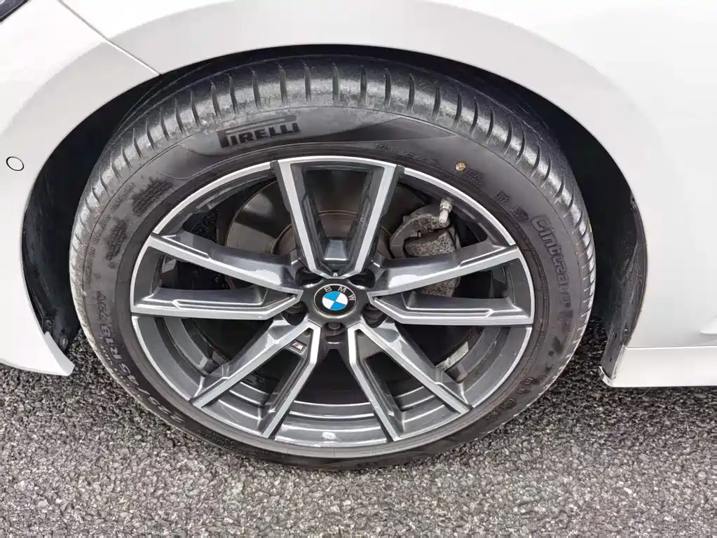 BMW 3 Series — миниатюра 4