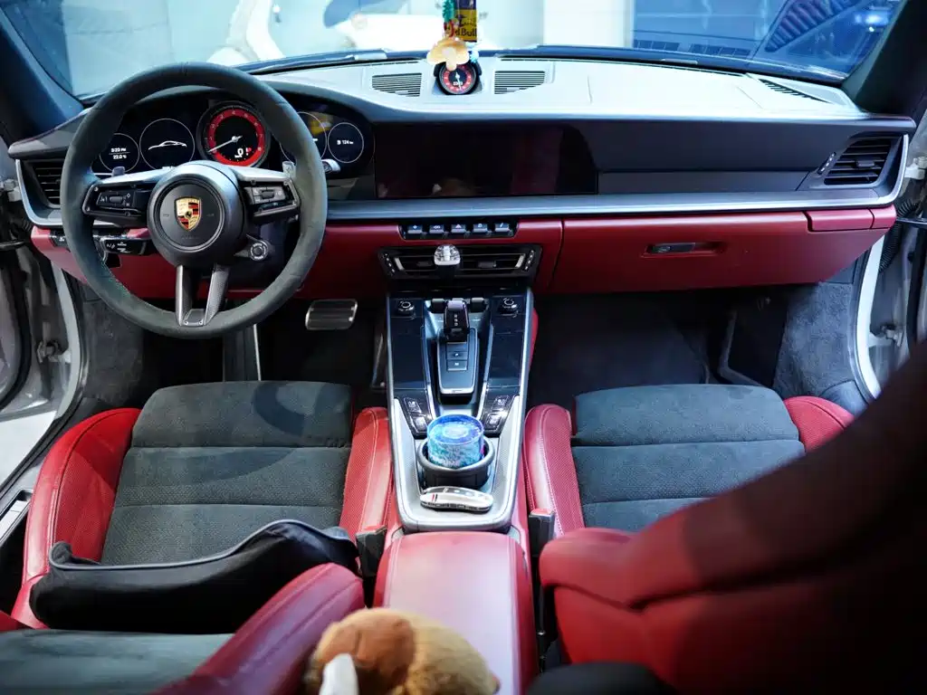 Porsche 911 — миниатюра 37
