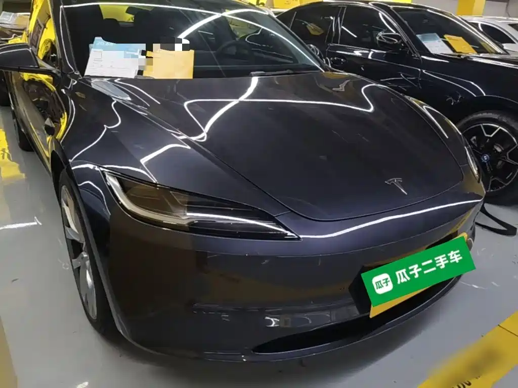 Tesla Model 3 — миниатюра 4