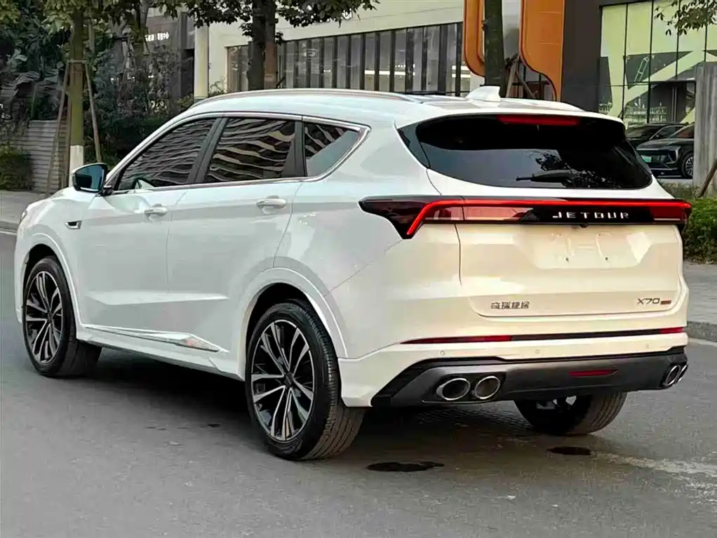 JETOUR X70 PLUS 2021 1.6T DCT 5 мест