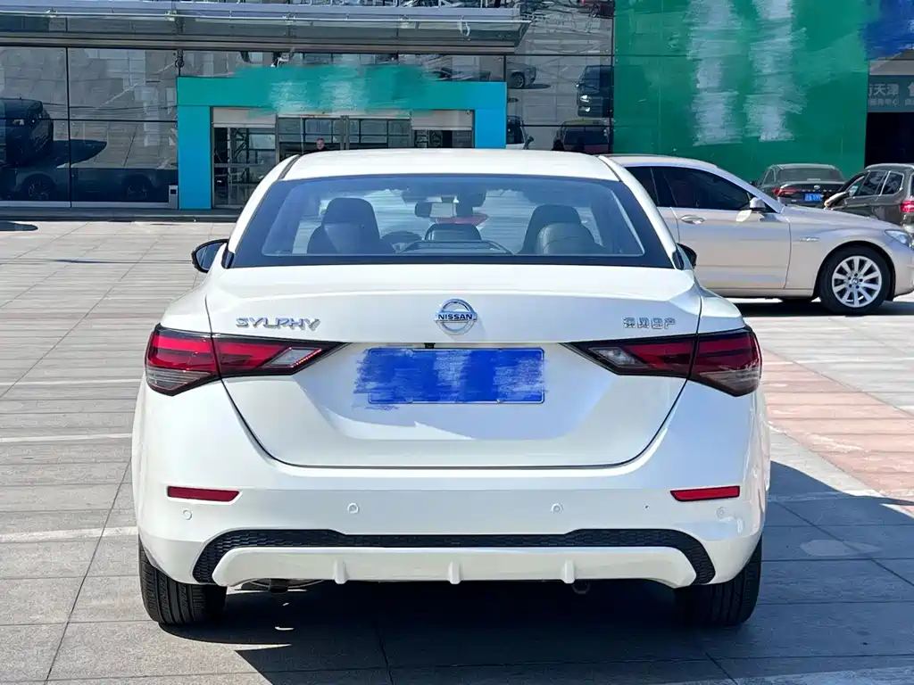 Nissan Sylphy — миниатюра 5