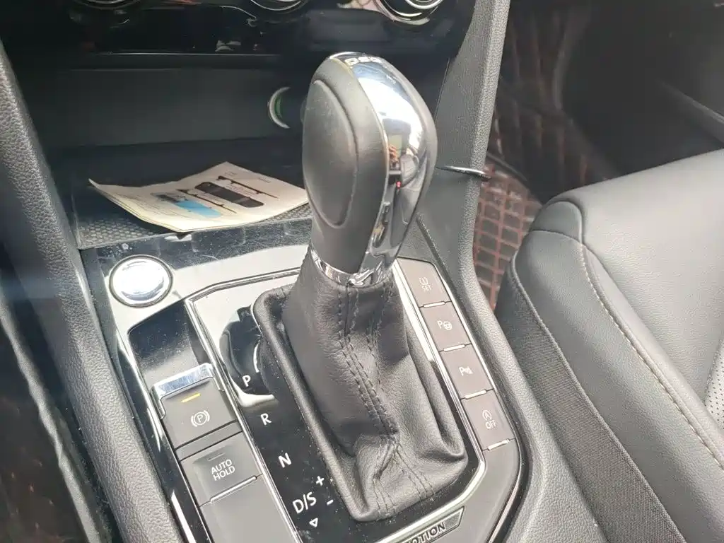 Volkswagen Tharu — миниатюра 15