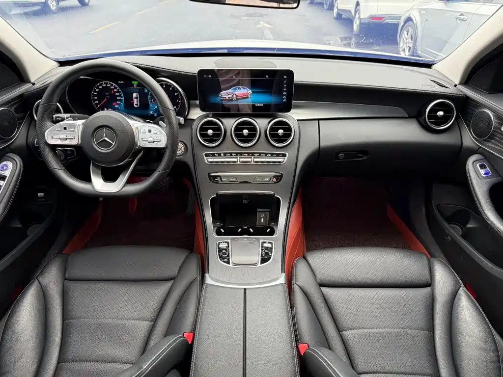 Mercedes-Benz C-Class — миниатюра 5