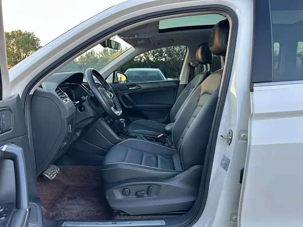 Volkswagen Tiguan L — миниатюра 8