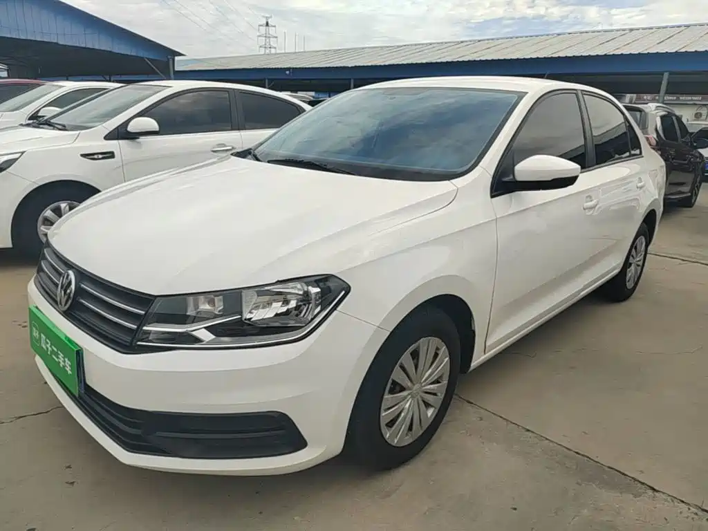 Volkswagen Santana — миниатюра 2
