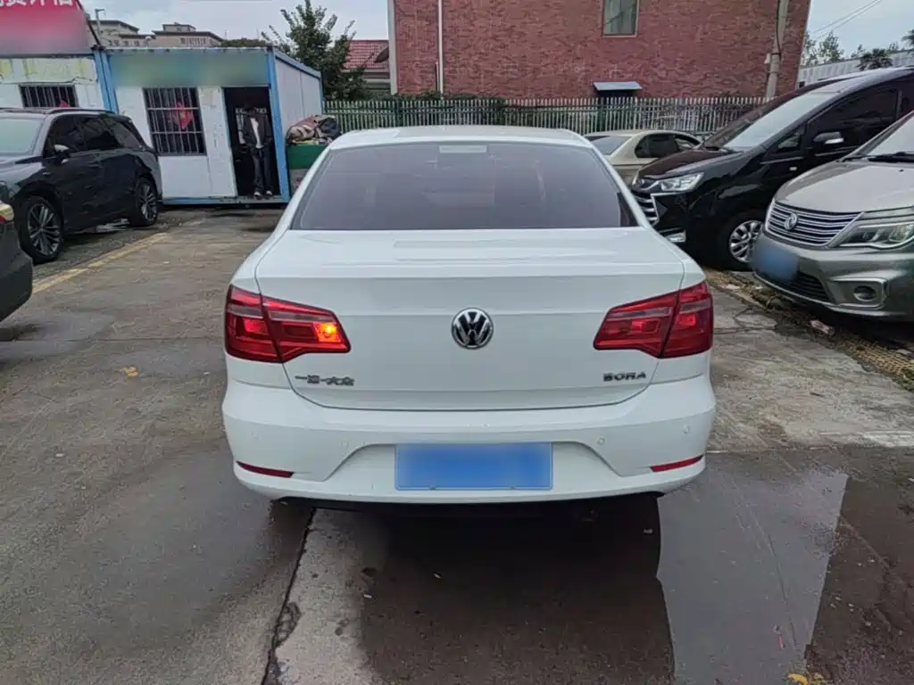 Volkswagen Bora — миниатюра 6