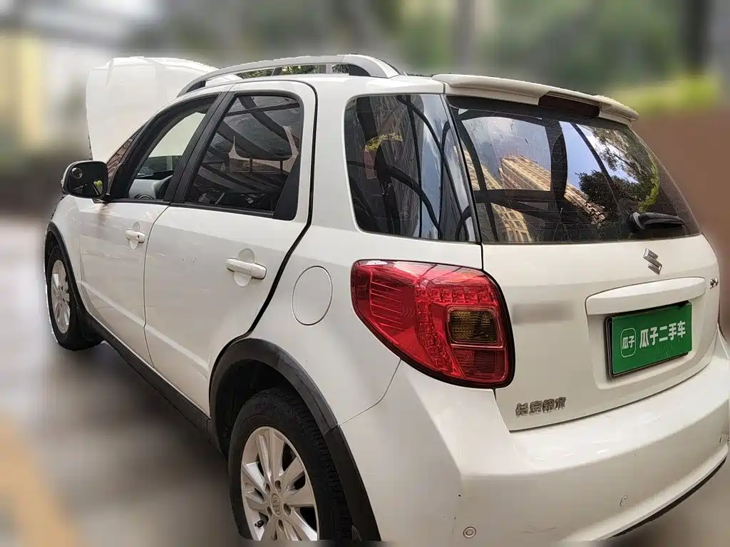 Suzuki SX4 — миниатюра 25