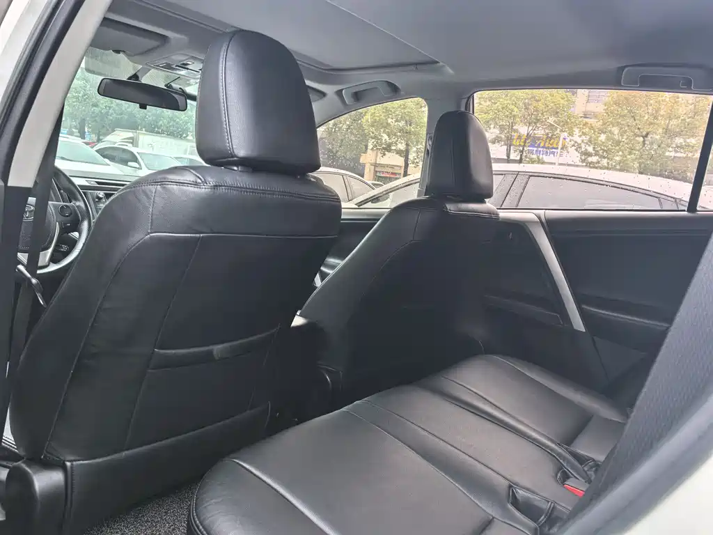 TOYOTA RAV4 RONGFANG