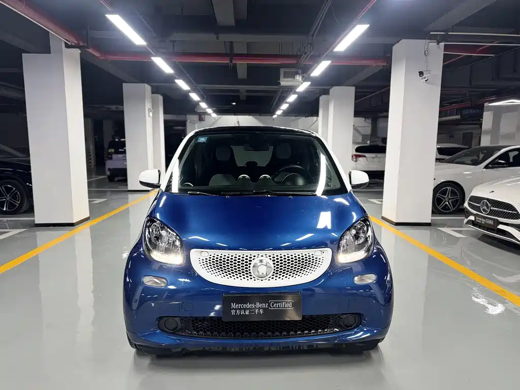 Smart fortwo 2015 1.0L 52