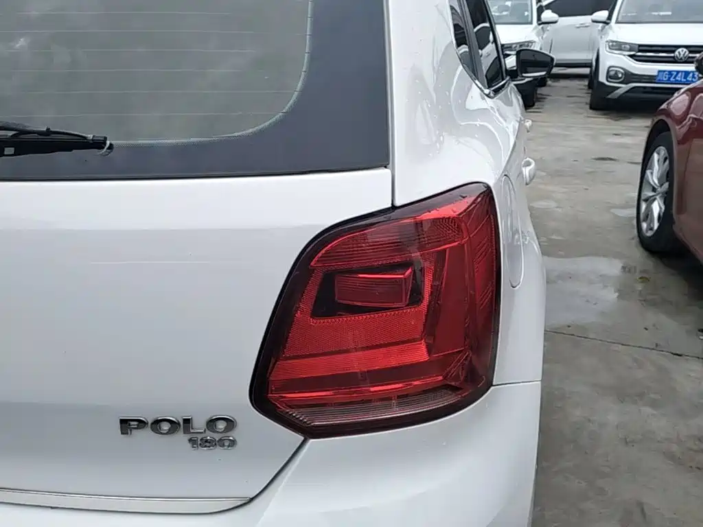 Volkswagen Polo — миниатюра 8