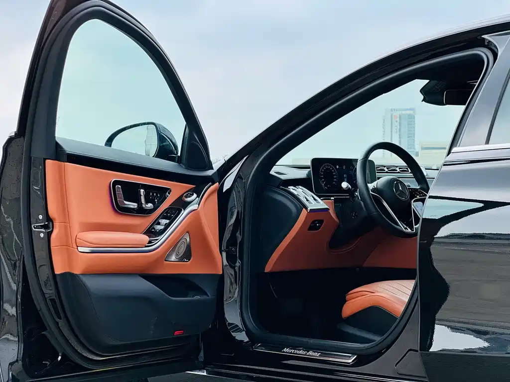 Mercedes-Benz S-Class — миниатюра 4