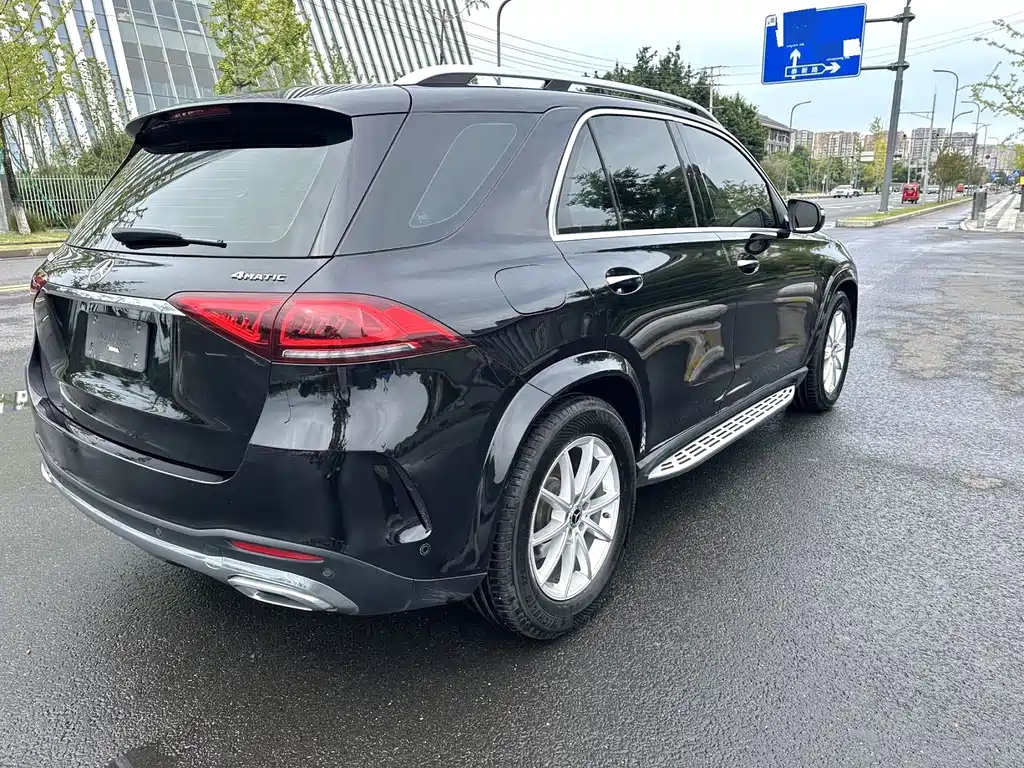 Mercedes-Benz GLE (Import) — миниатюра 3
